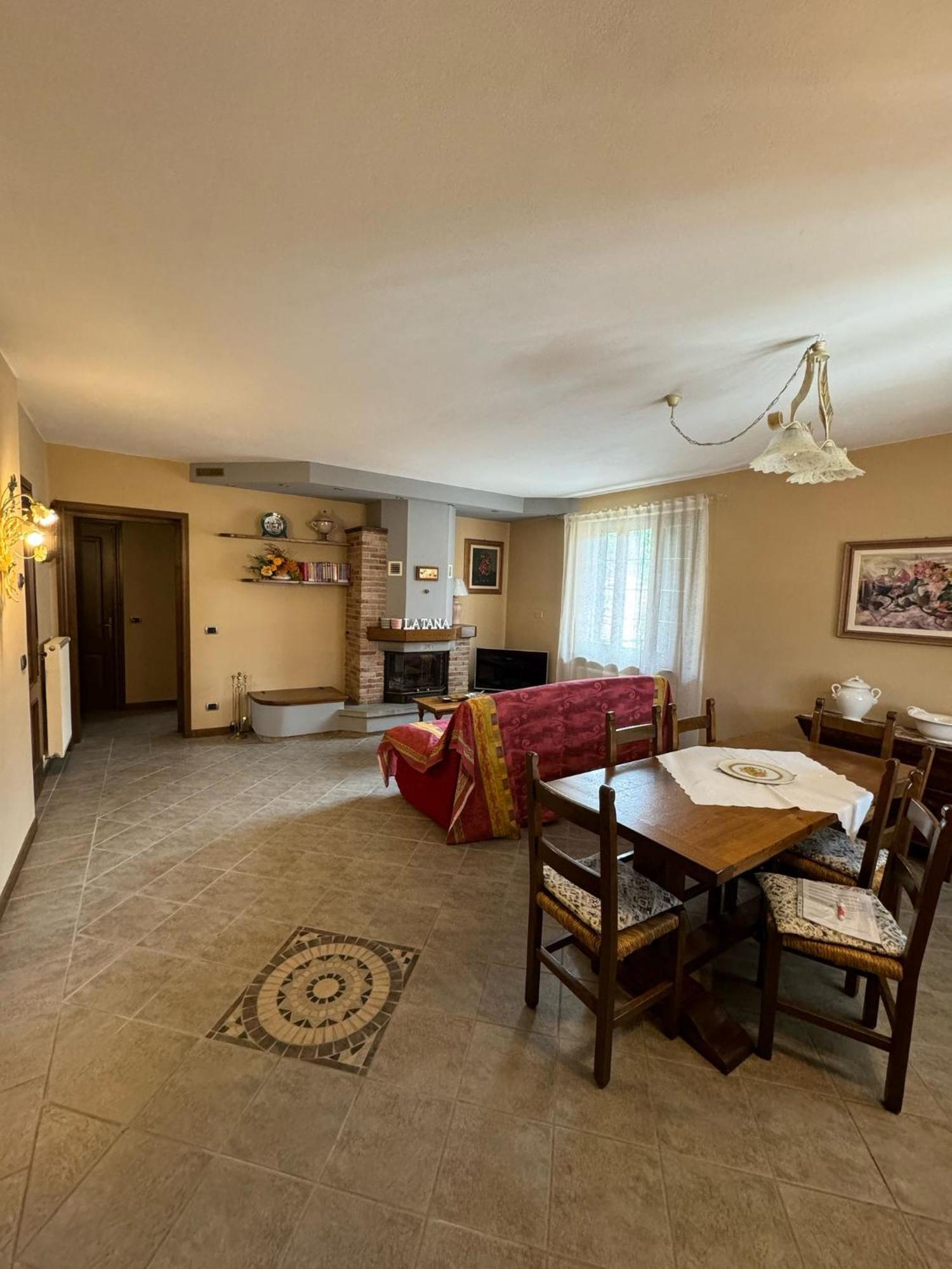 Appartamento Gallicano - La Tana Екстер'єр фото